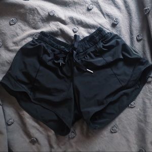 lululemon hotty hot shorts
